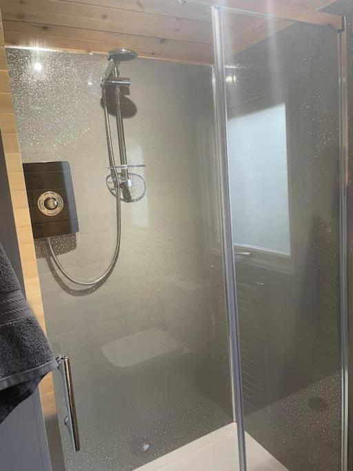 Bonny Wee Snug - Pod In Spean Bridge Apartamento Exterior foto