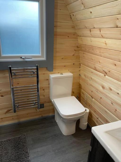 Bonny Wee Snug - Pod In Spean Bridge Apartamento Exterior foto