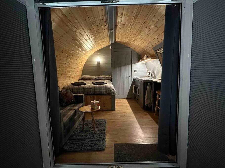 Bonny Wee Snug - Pod In Spean Bridge Apartamento Exterior foto
