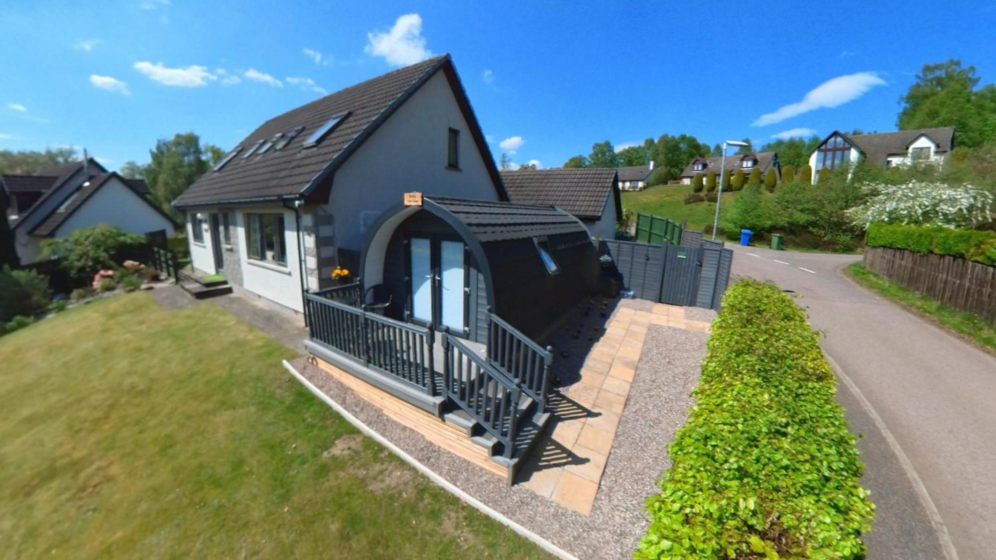 Bonny Wee Snug - Pod In Spean Bridge Apartamento Exterior foto