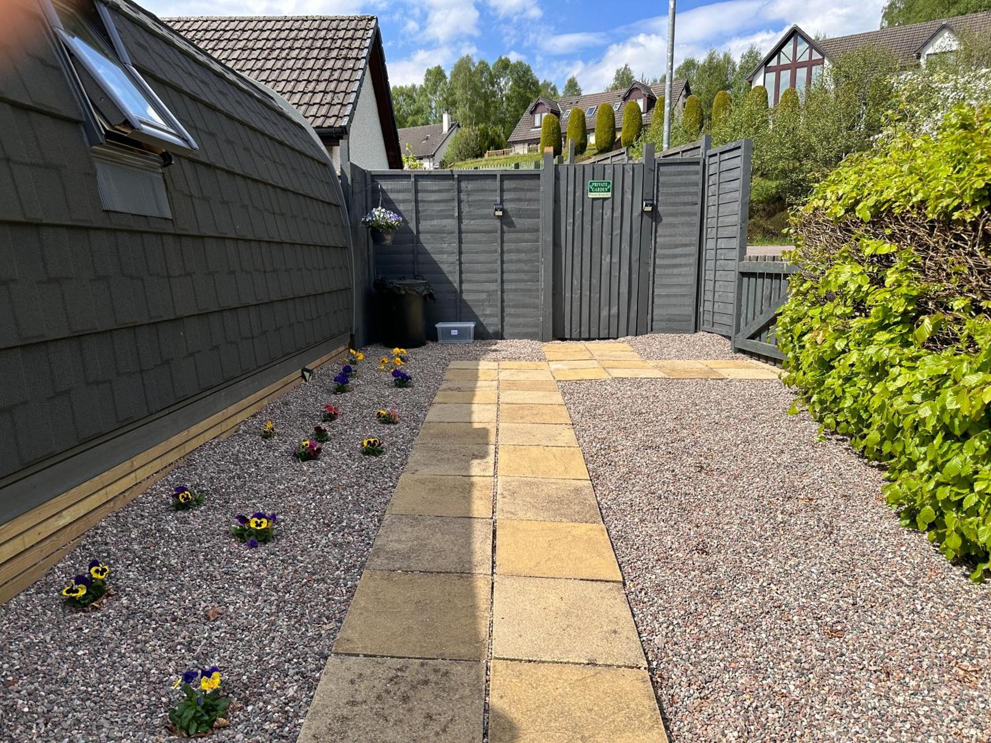 Bonny Wee Snug - Pod In Spean Bridge Apartamento Exterior foto
