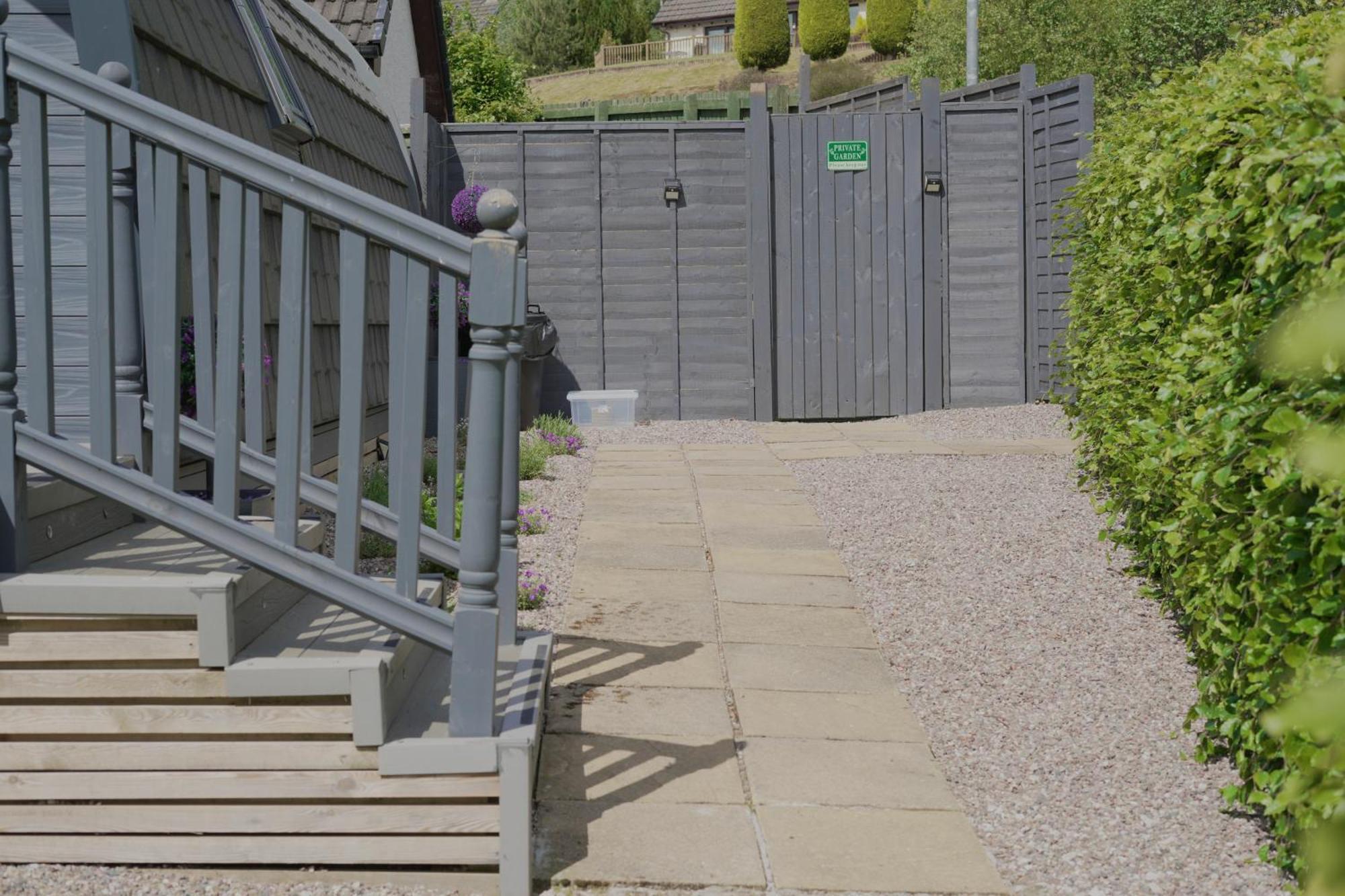 Bonny Wee Snug - Pod In Spean Bridge Apartamento Exterior foto